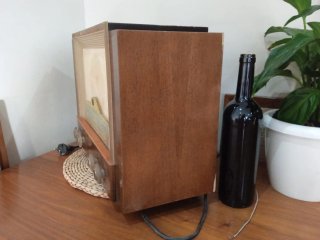 Antigua radio de los años 50.