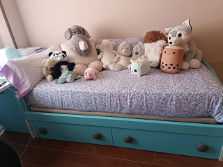 Cama infantil con cajones