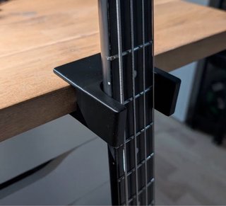 Supporto per chitarra da scrivania