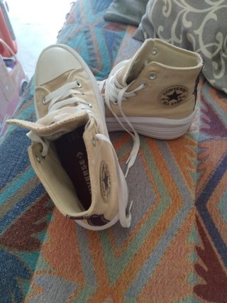 Converse All Star Beige y Morado