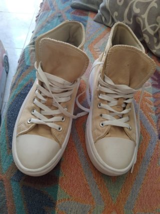 Converse All Star Beige y Morado
