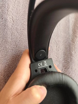 Auriculares Gaming con Micrófono y LED GMHH-ST