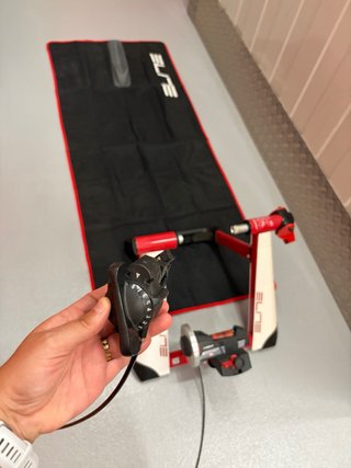 Rodillo Elite Novo Force + Accesorios