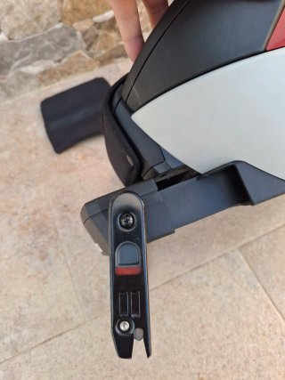 Alzador coche con sistema Isofix