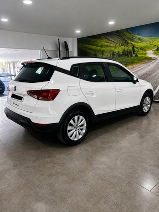 SEAT Arona 2024