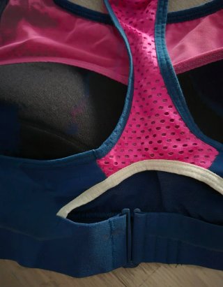 Top deportivo Adidas