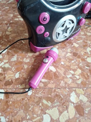 Radio Karaoke Infantil Negro y Rosa