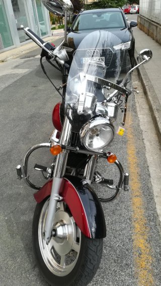 Hyosung Aquila 250 Moto Cruiser Roja Negra