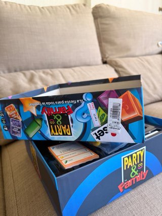 Party & Family - Juego de Mesa