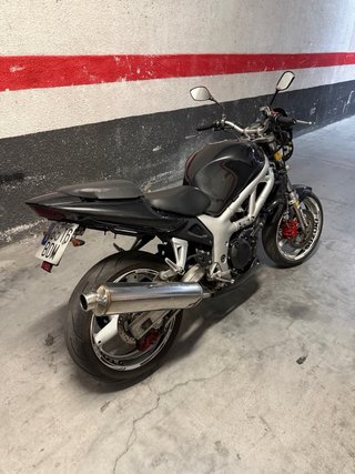 Suzuki SV650