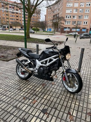 Suzuki SV650