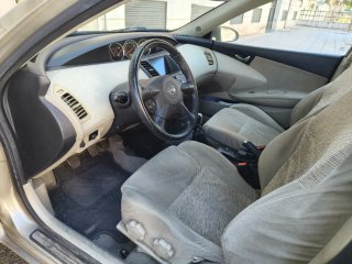 Nissan Primera 2003