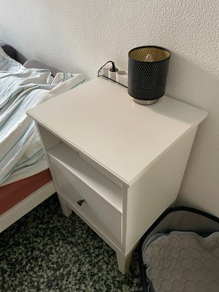 Mesita de noche IDANAS IKEA