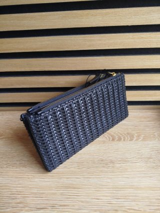 Monedero Parfois negro tejido 20 cm