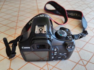 Canon EOS 1100D + 18-55 IS II _ 13.564 disparos