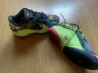 Zapatillas baloncesto LEBRON 22