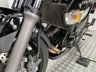 Kawasaki ER 6N Negra