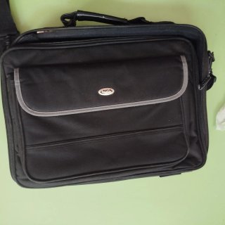Portatile Acer blu con custodia