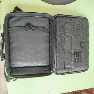 Portatile Acer blu con custodia