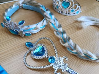 Disfraz Frozen con capa y complementos 6-8 años