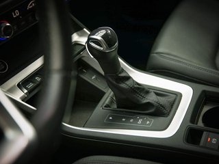 Audi Q3 45 TFSIe Attraction Garantía incluida
