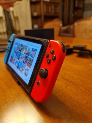 (LEER)Nintendo Switch V2 Azul/Rojo