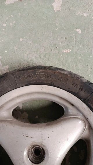Llanta Yamaha Neos 130/70-12