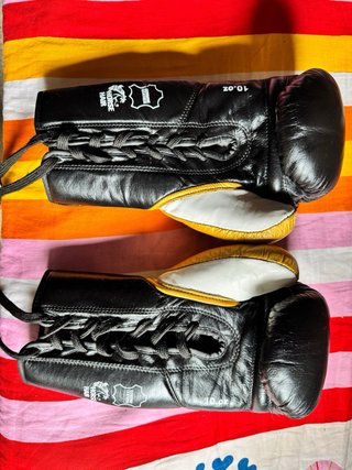 Guantes de Boxeo GREEN HILL ARES 10ONZAS