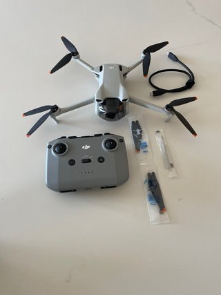 Dji Mini 3 Drone con Control Remoto