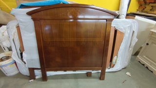 Cabeceros de cama individuales de madera