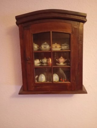 Armadio Vetrina Sospesa in Legno e Vetro