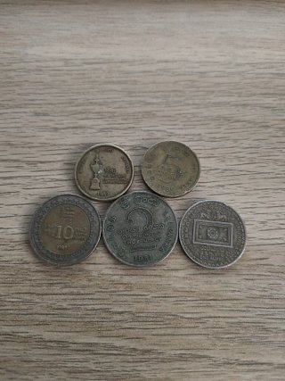 Lote 5 monedas conmemorativas Sri Lanka