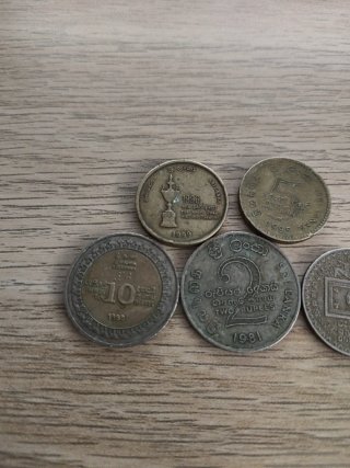 Lote 5 monedas conmemorativas Sri Lanka