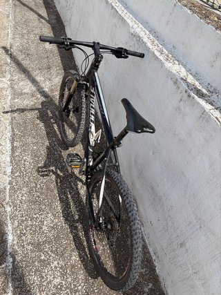 Bicicleta MTB Cannondale