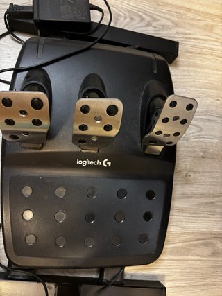 Volante Logitech G29 con Chasis