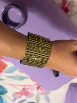 Lote 5 Pulseras Doradas y Plateadas
