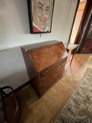 Bureau antiguo de madera