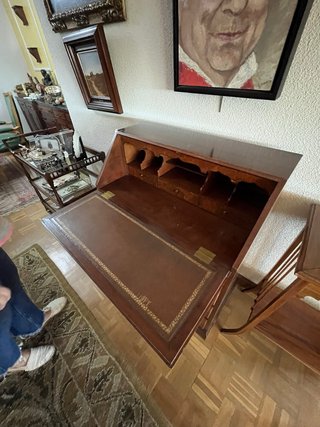 Bureau antiguo de madera