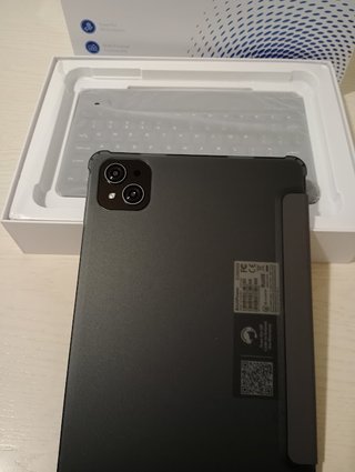 Tablet 11.5 pollici con tastiera e mouse