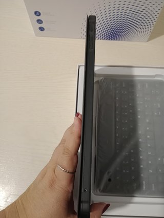 Tablet 11.5 pollici con tastiera e mouse