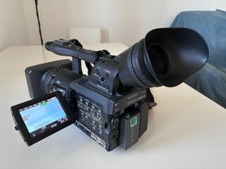 Cámara Panasonic P2 HD AG-HPX 171 + Trípode
