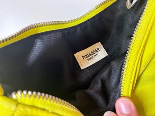 Bolso Pull&Bear verde neón