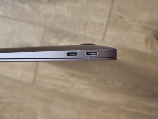 MacBook Air 13 2020 i5 8GB 512GB