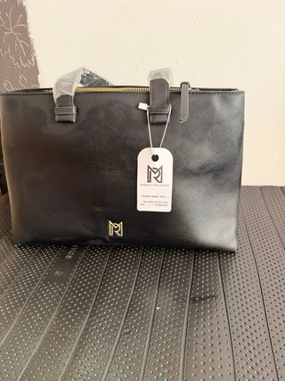 Bolso Negro Mishay Rajwani nuevo con su etiqueta