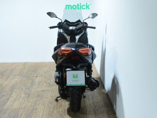 YAMAHA XMAX 125
