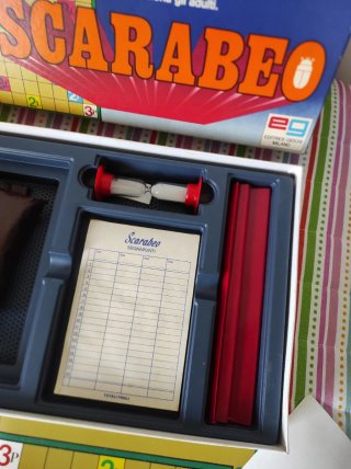 Scarabeo gioco in scatola completo