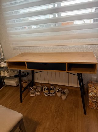 Mesa de escritorio madera y metal