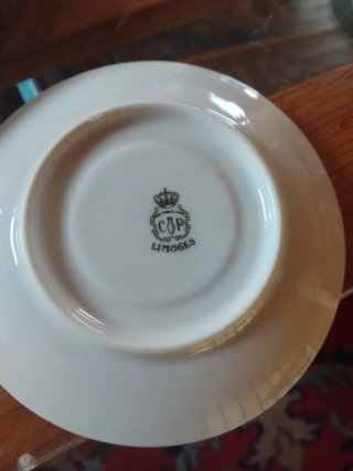 Tazas de café Limoges con platillos