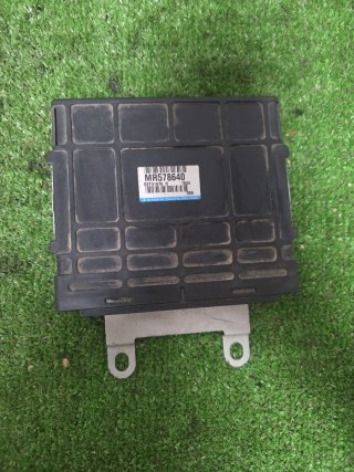 Centralita Mitsubishi Colt MR578640