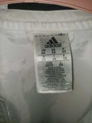 Chaqueta Adidas Juventus Blanca y Negra